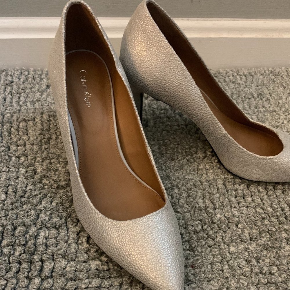 Calvin Klein Pumps